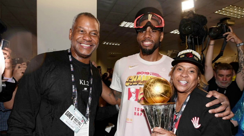 嚄唶宿将，皇家社会副队长埃卢斯通多完成个人队史300场（皇家社会副队长埃卢斯通多完成俱乐部生涯第300场）