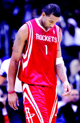 德甲战报：伯克特双响，卡明斯基闪击，法兰克福4-3险胜科隆（德甲激战：伯克特梅开二度，卡明斯基先拔头筹，法兰克福4-3险胜科隆）