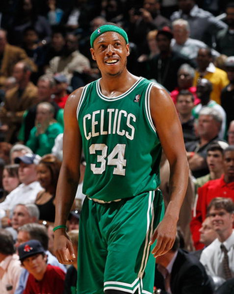 篮球勇士队中锋封盖次数创新高（勇士队中锋封盖数创下历史新高）