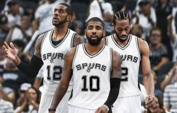 张外龙：曾跟球迷承诺一定会回到重庆；跪谢最努力的球员们（张外龙：曾向球迷承诺必回重庆；跪地致谢最拼的球员）