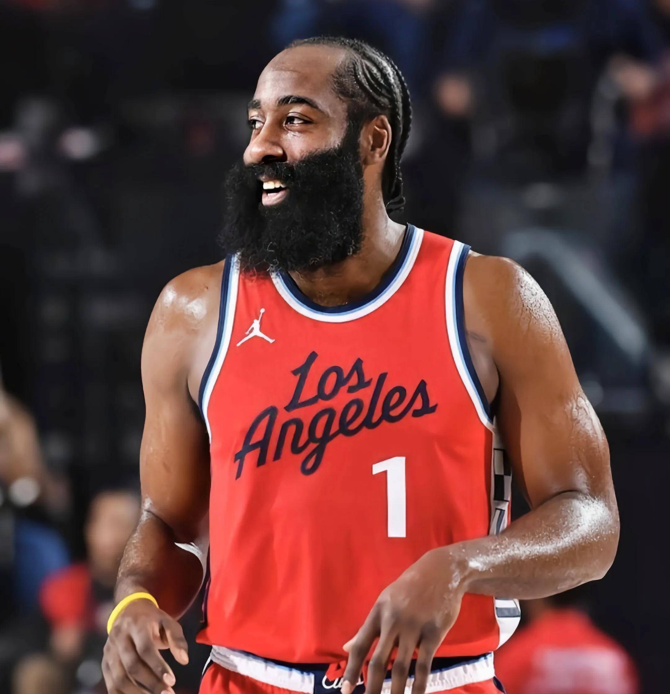 戴伟浚发文疑似告别申花，中国年轻球员的出路究竟在何方？（戴伟浚疑似发文告别申花，中国年轻球员未来何去何从？）