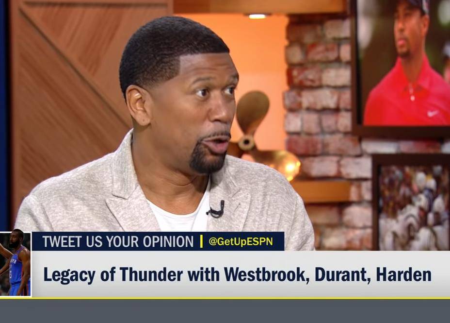 库普梅纳斯：我们想拿意杯冠军，但接下来要专注踢那不勒斯（库普梅纳斯：意杯夺冠是目标，但当下全力备战那不勒斯）