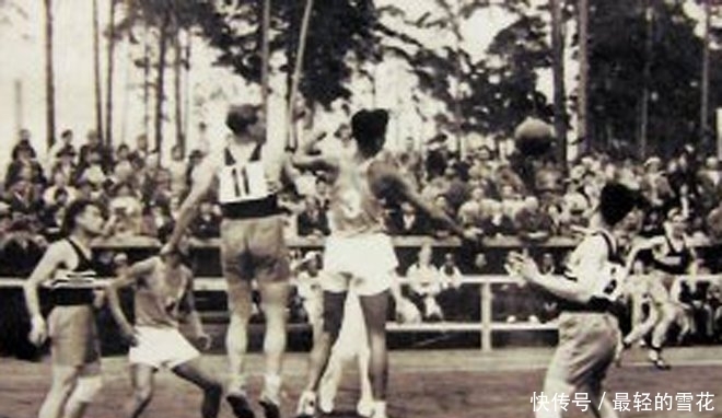 迪纳塔莱：斯帕莱蒂的进攻体系让前锋受益，相信球迷会喜欢他（迪纳塔莱：斯帕莱蒂的进攻打法助力前锋，相信球迷会喜欢他）